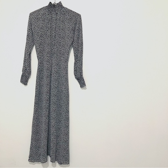 Reformation • Georgina Dress in Ansel - Picture 7 of 16